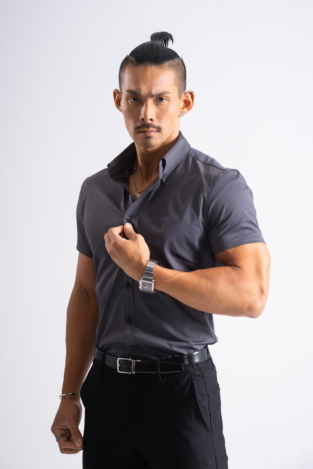《予約商品:5/19頃発送》 極上シルエットストレッチ 半袖ボタンダウンシャツ - グレー