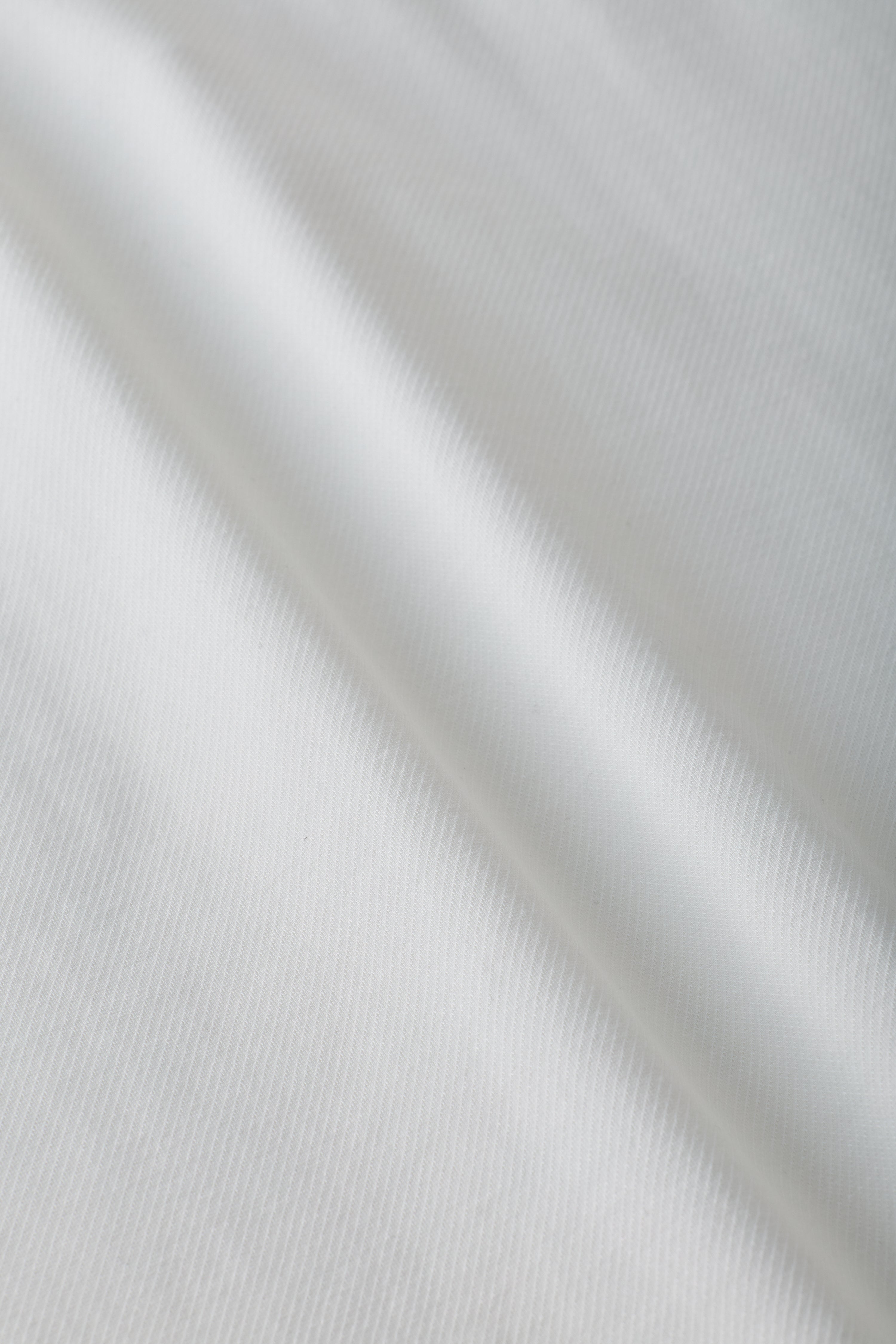 【NEW ARRIVAL】 シャドウエンブレム長袖T