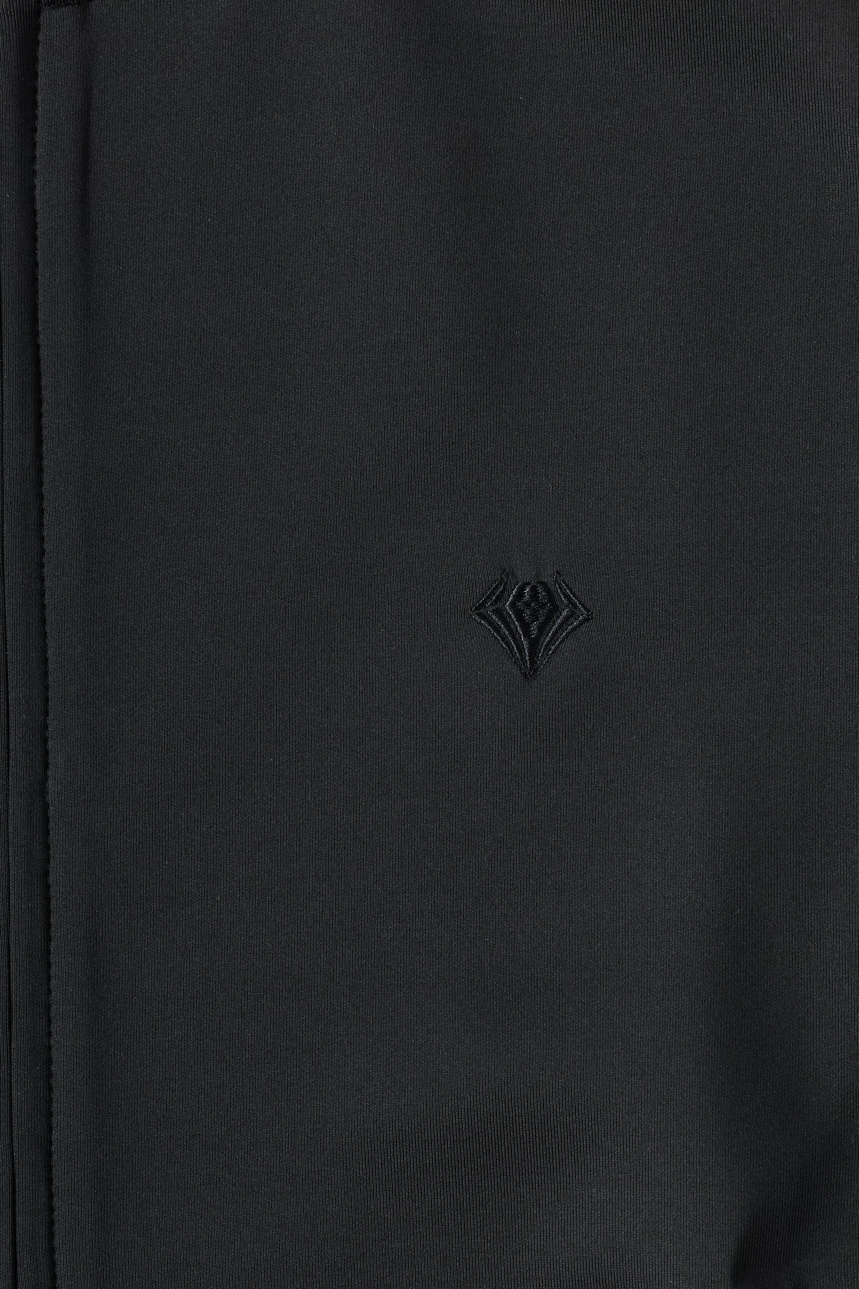 【NEW ARRIVAL】 ブラックライン トラックジャケット