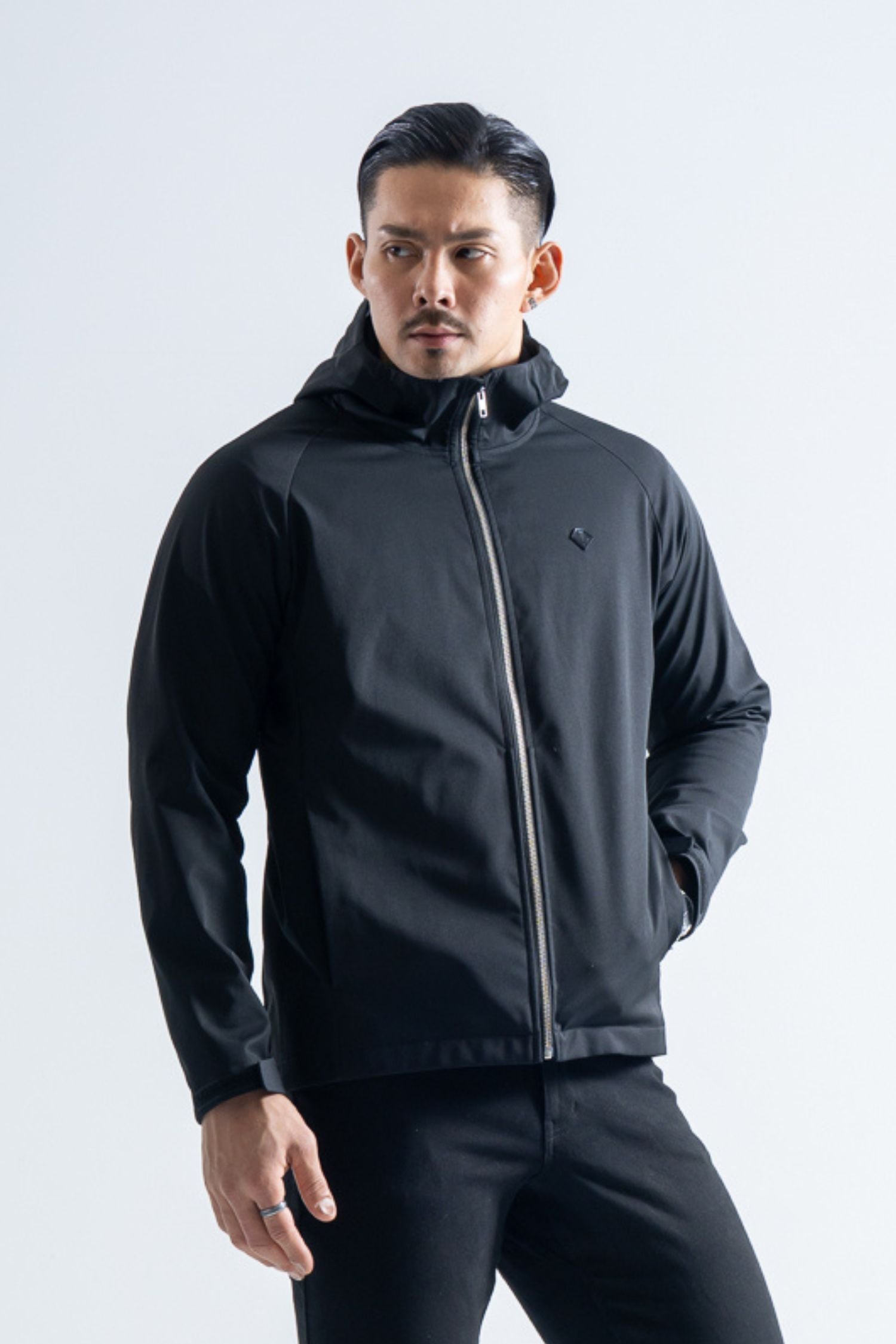 【NEW ARRIVAL】 サイレントエッジパーカ -撥水仕様-