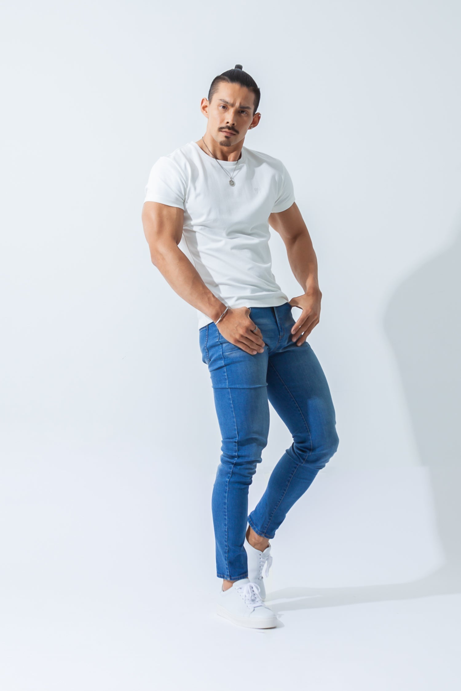 【売れ筋No.1 Tシャツ】 シャドウエンブレムTシャツ