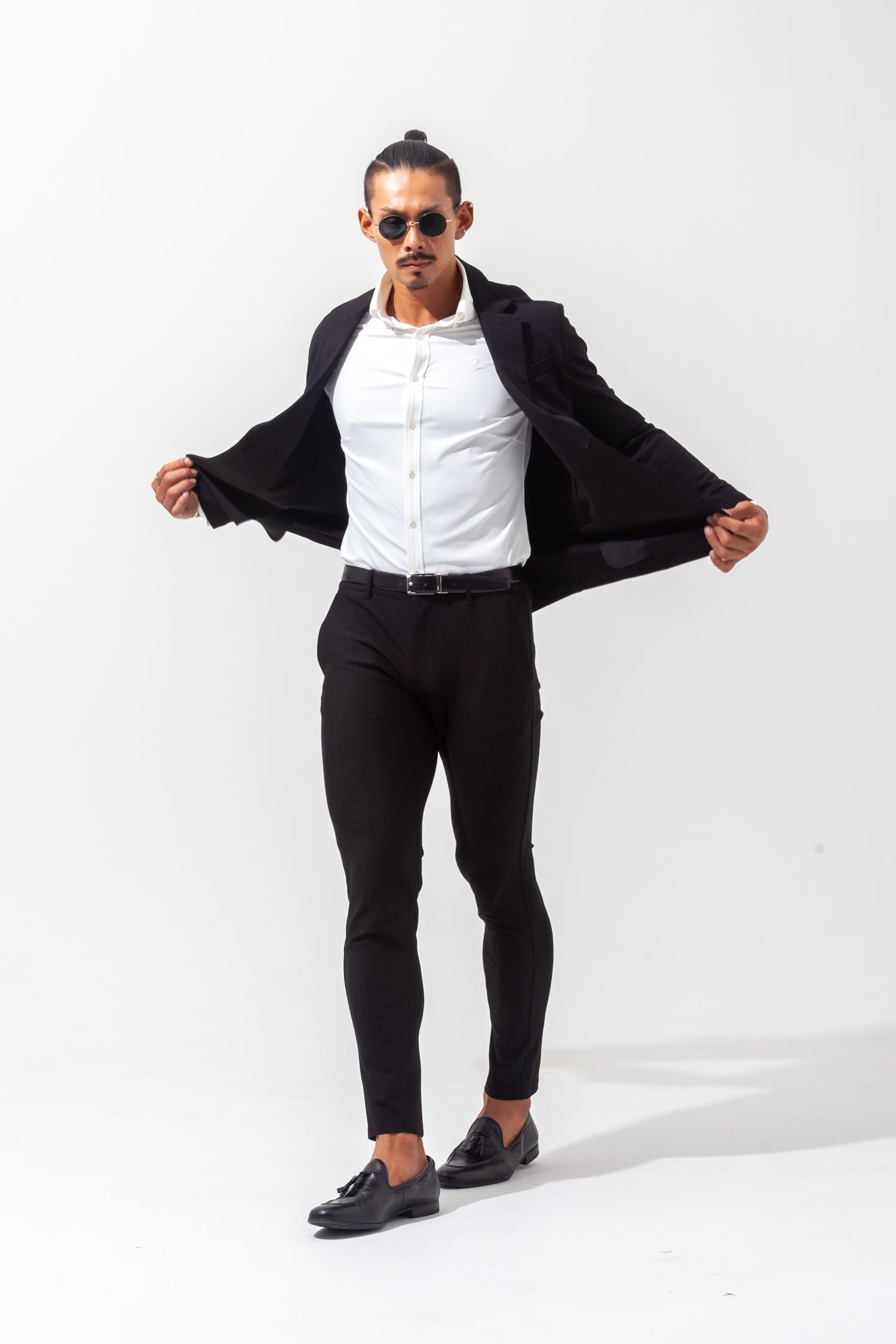 【脚がキレイに見える】 ハイパーストレッチパンツ