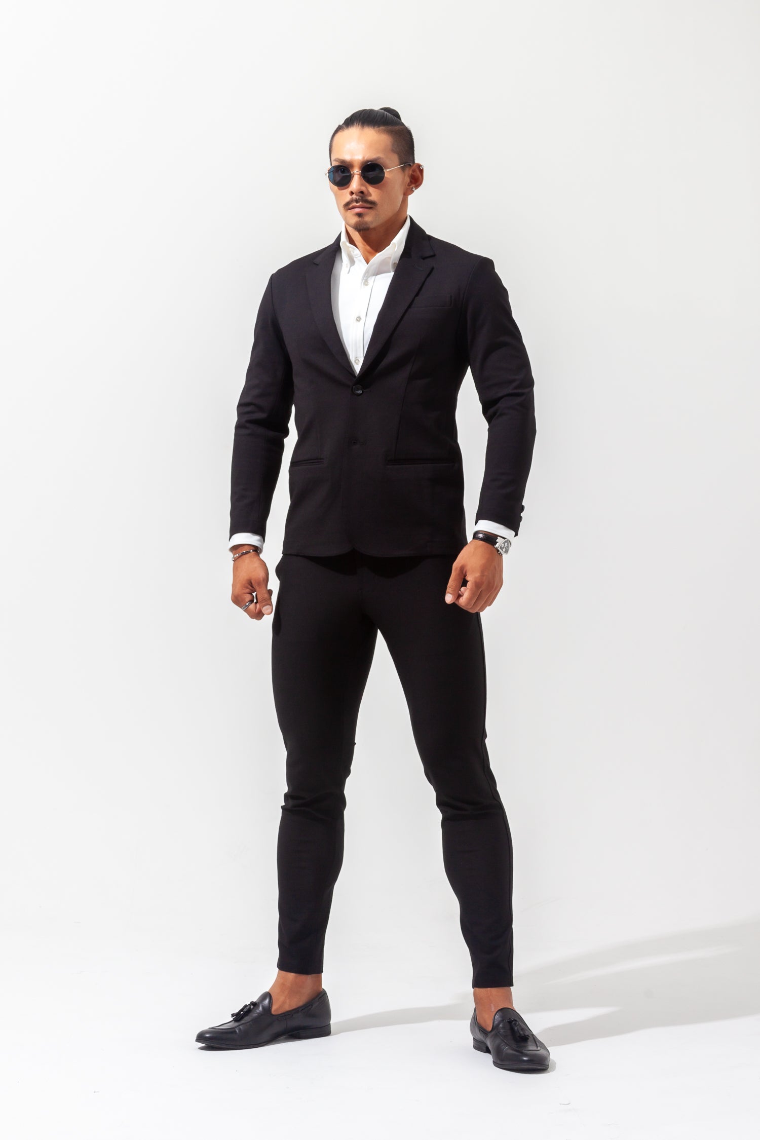 【想像以上のフィット感】 ハイパーストレッチジャケット ブラック