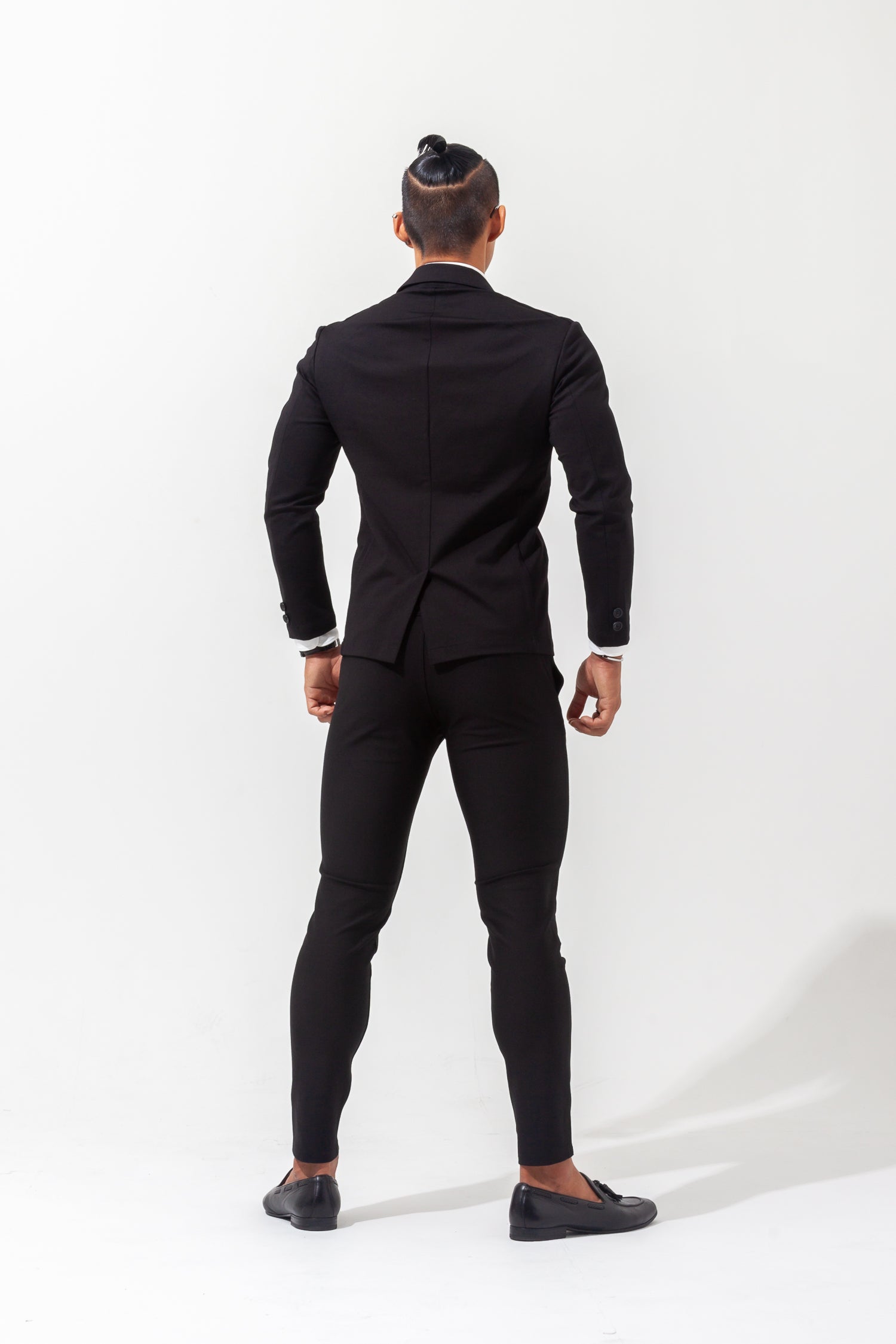 【想像以上のフィット感】 ハイパーストレッチジャケット ブラック