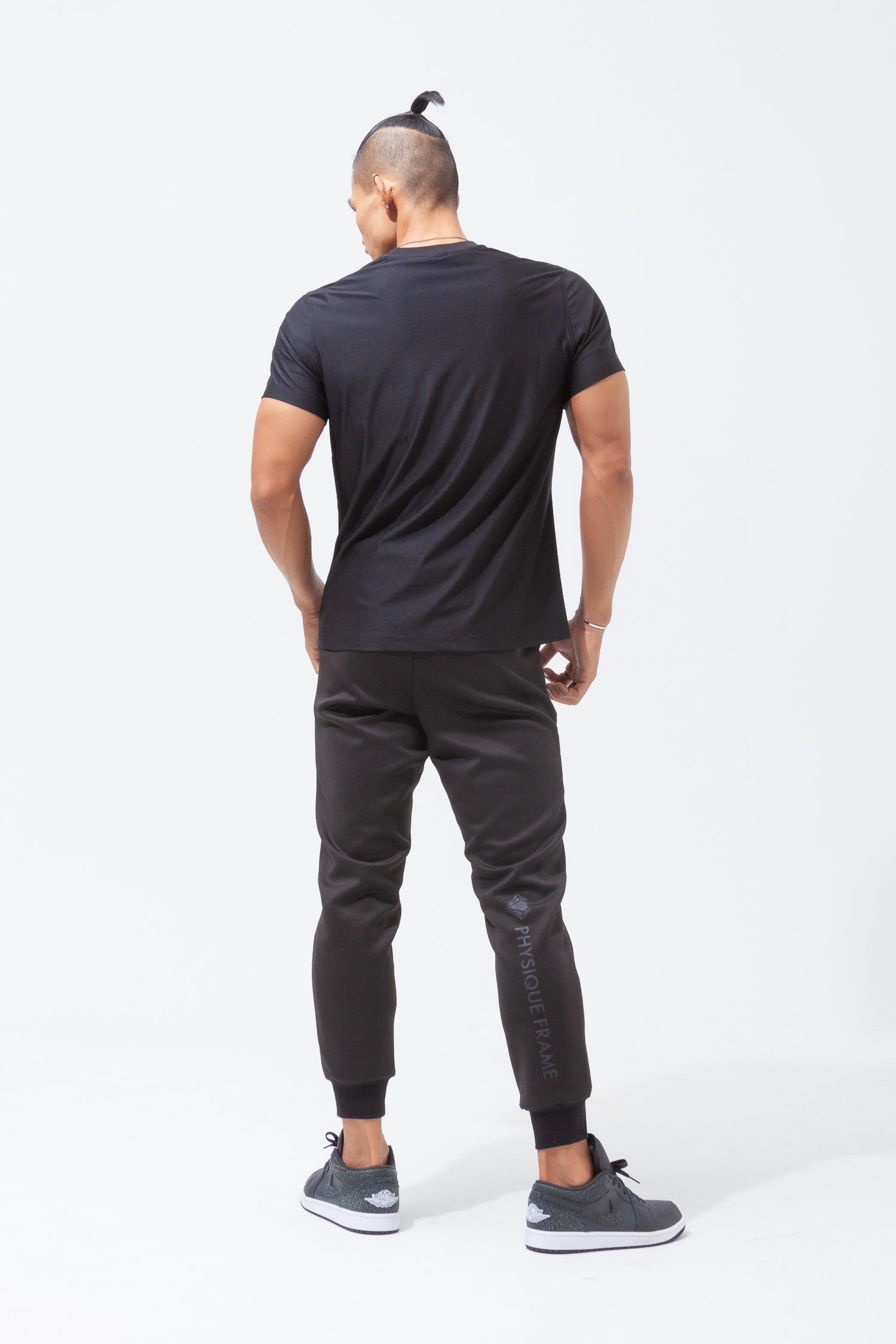 Signature Edition Joggers