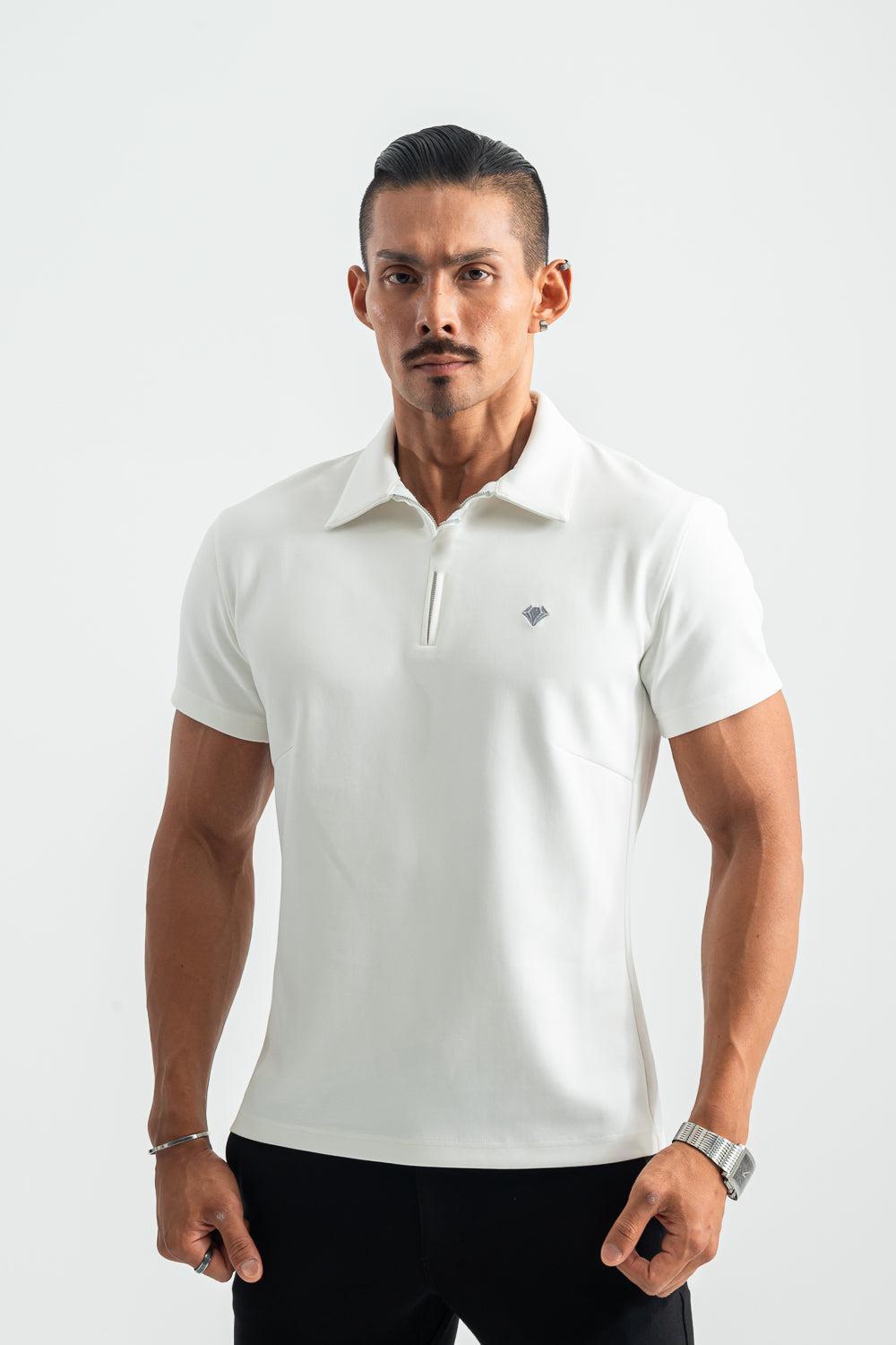 【NEW】 Sharp Collar Zip Polo - WHITE
