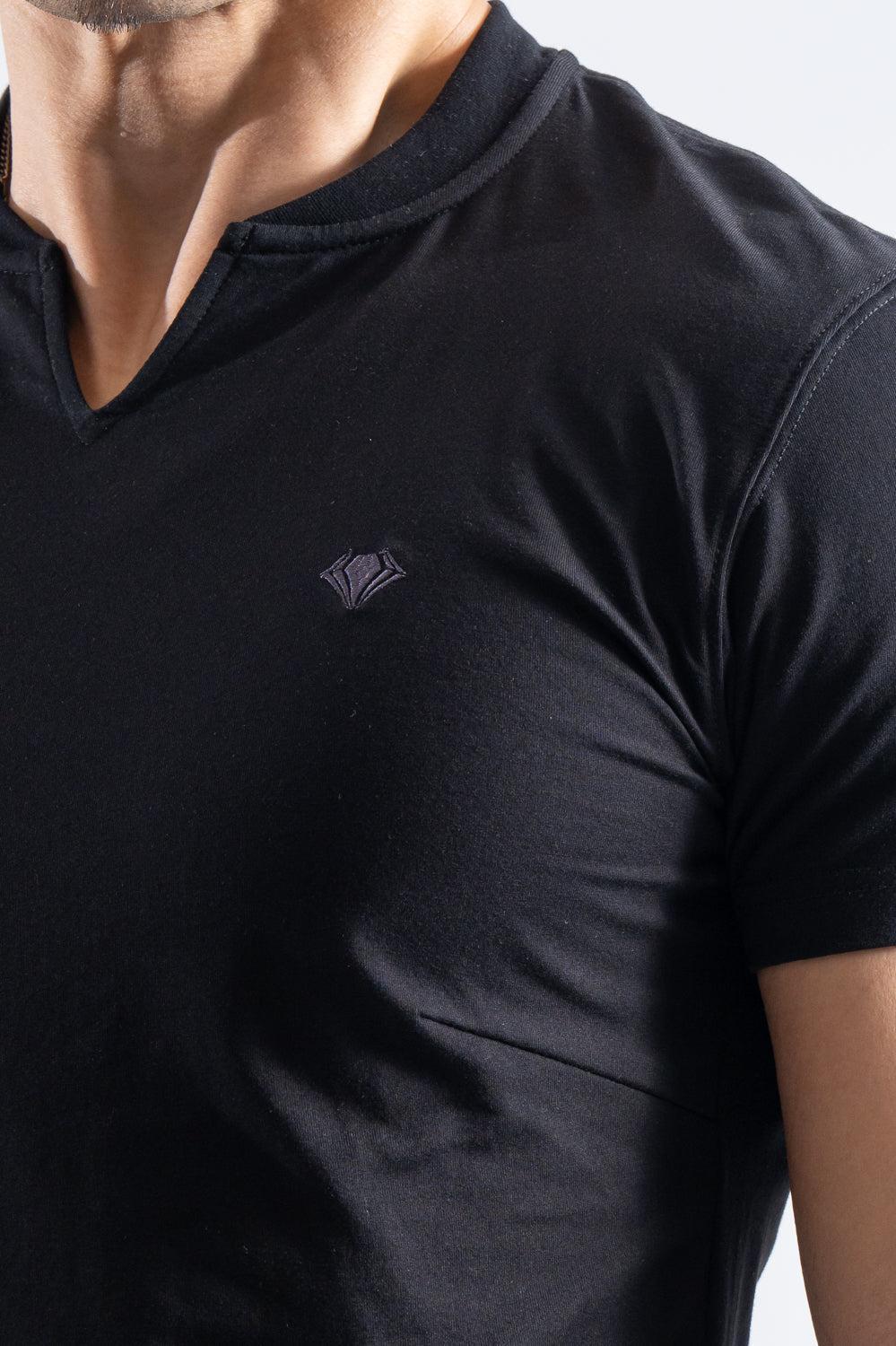 【NEW ARRIVAL】 エッジフォルム キーネック半袖T