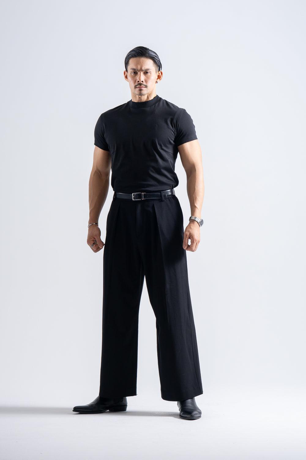 シャドウエンブレム モックネックTシャツ