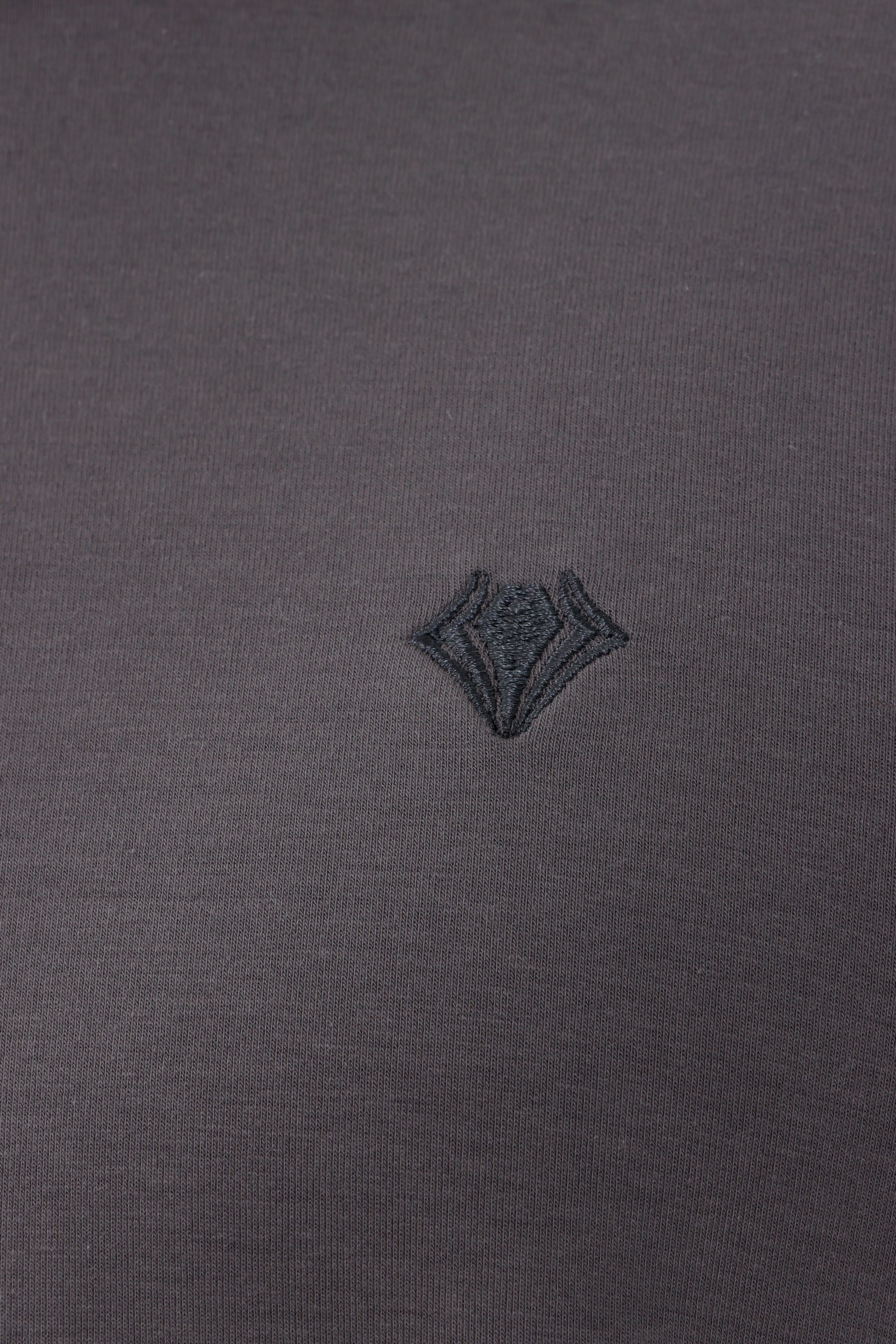 Flex Emblem Long-Sleeve Tee