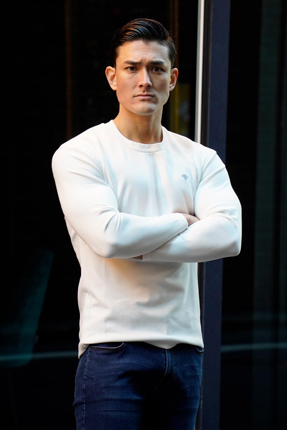 Flex Emblem Long-Sleeve Tee