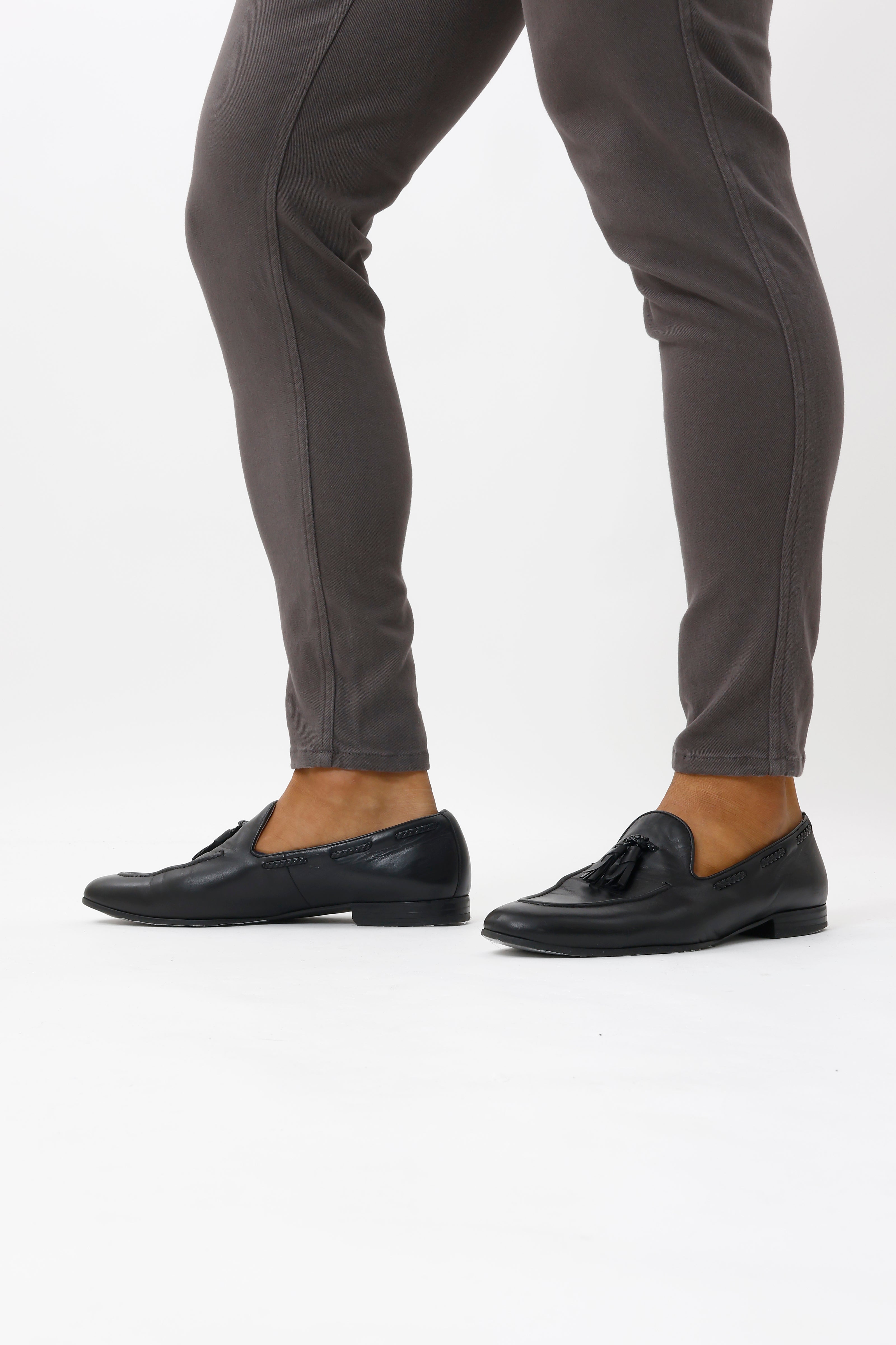 【強靭な脚がカッコ良い】 ハイストレッチスリムパンツ