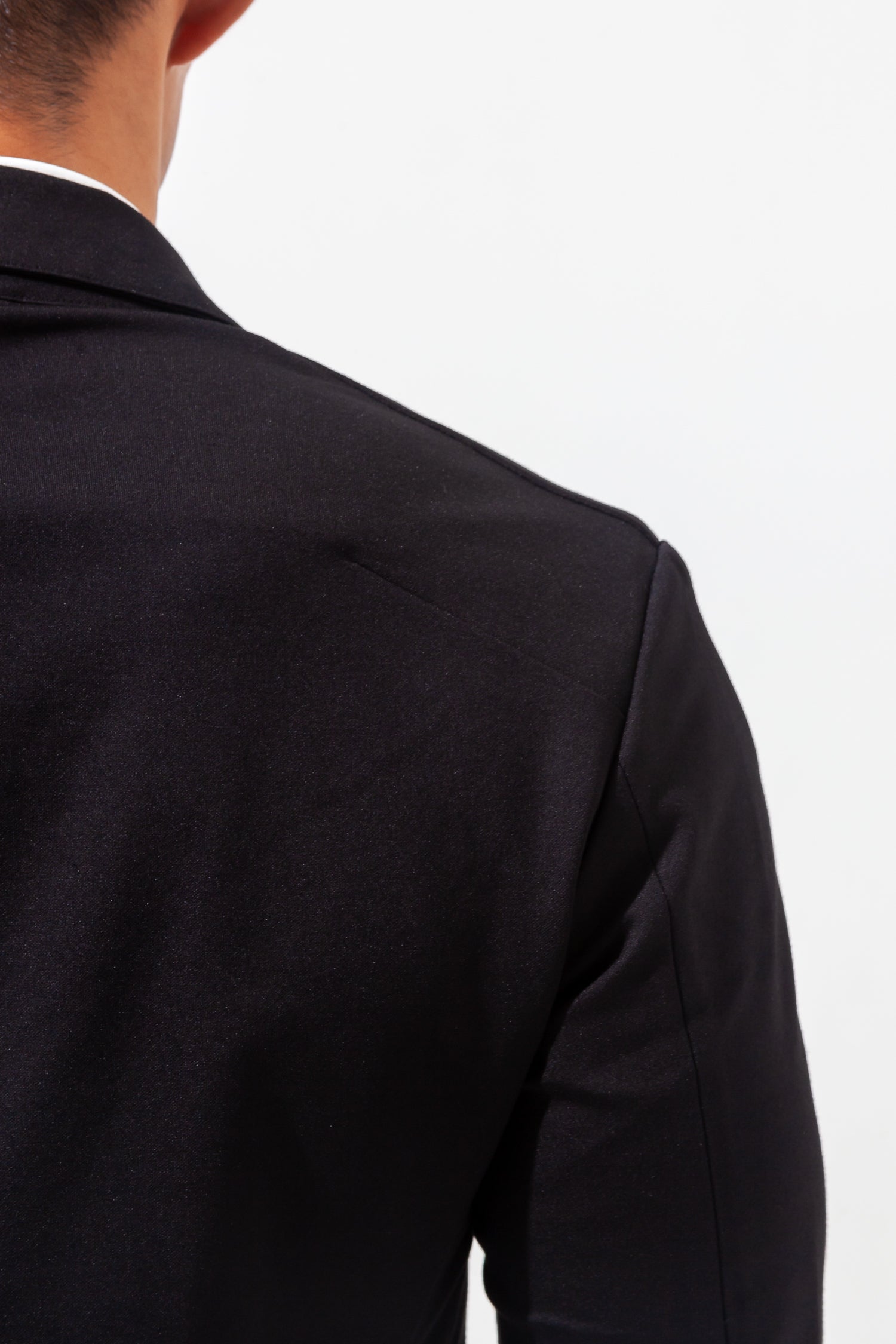 【想像以上のフィット感】 ハイパーストレッチジャケット ブラック