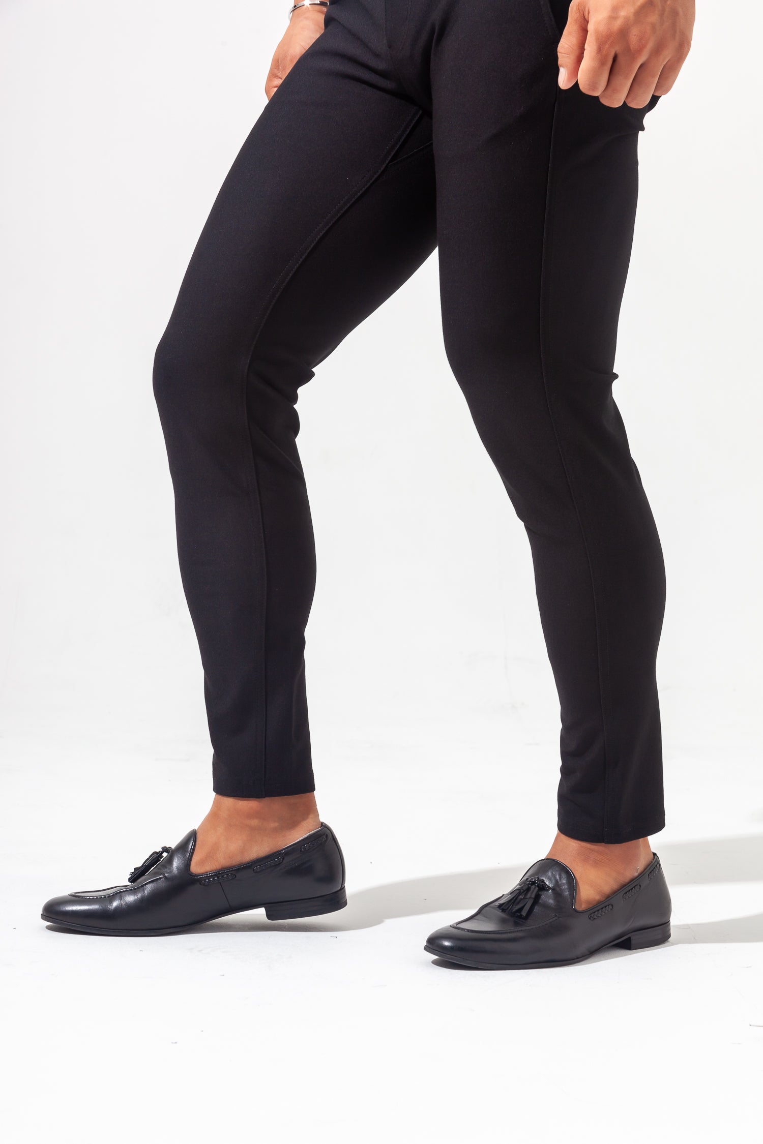 【RE-ARRIVAL】 【脚がキレイに見える】 ハイパーストレッチパンツ