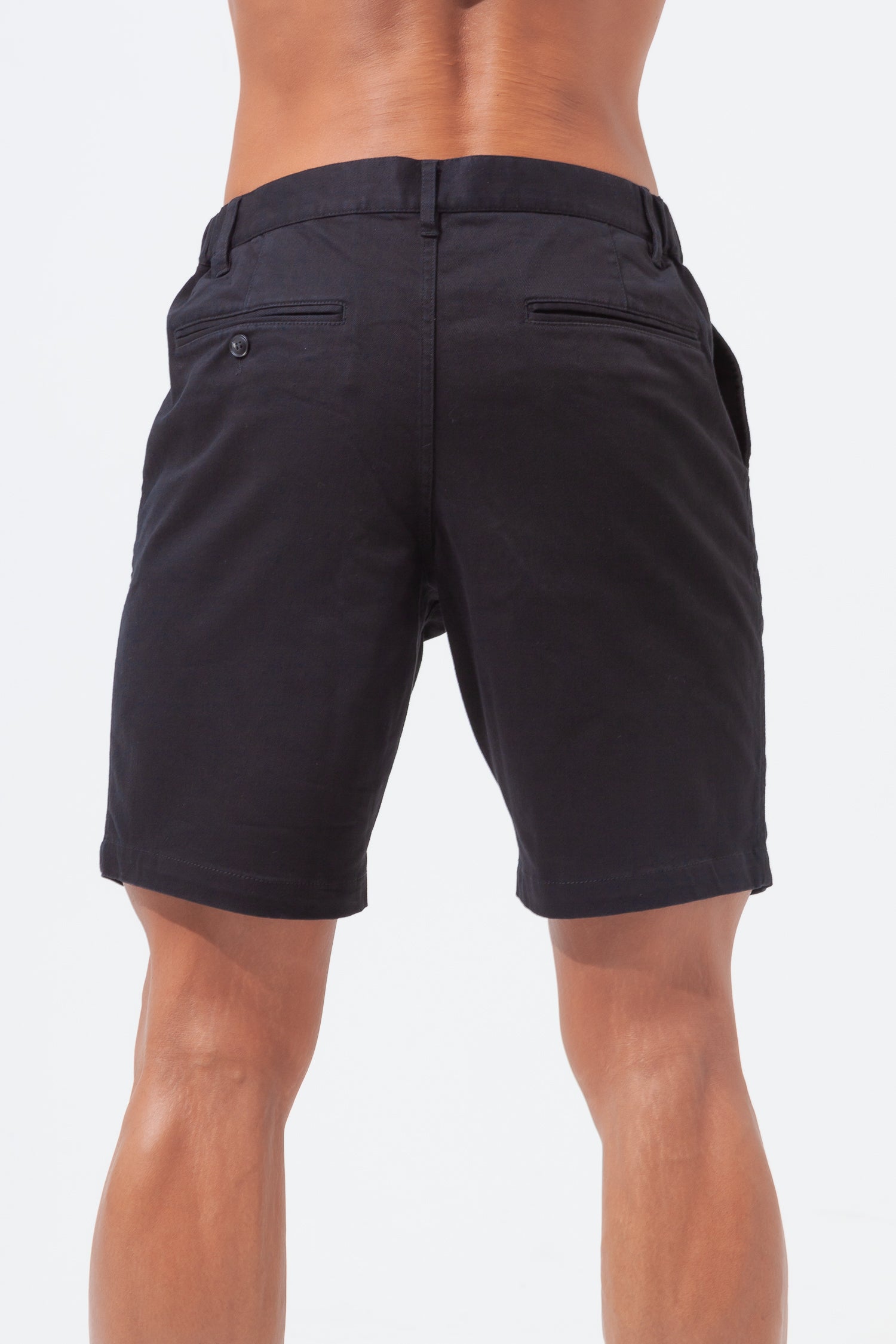 【NEW ARRIVAL】 エンブレムストレッチ ショートパンツ - ブラック