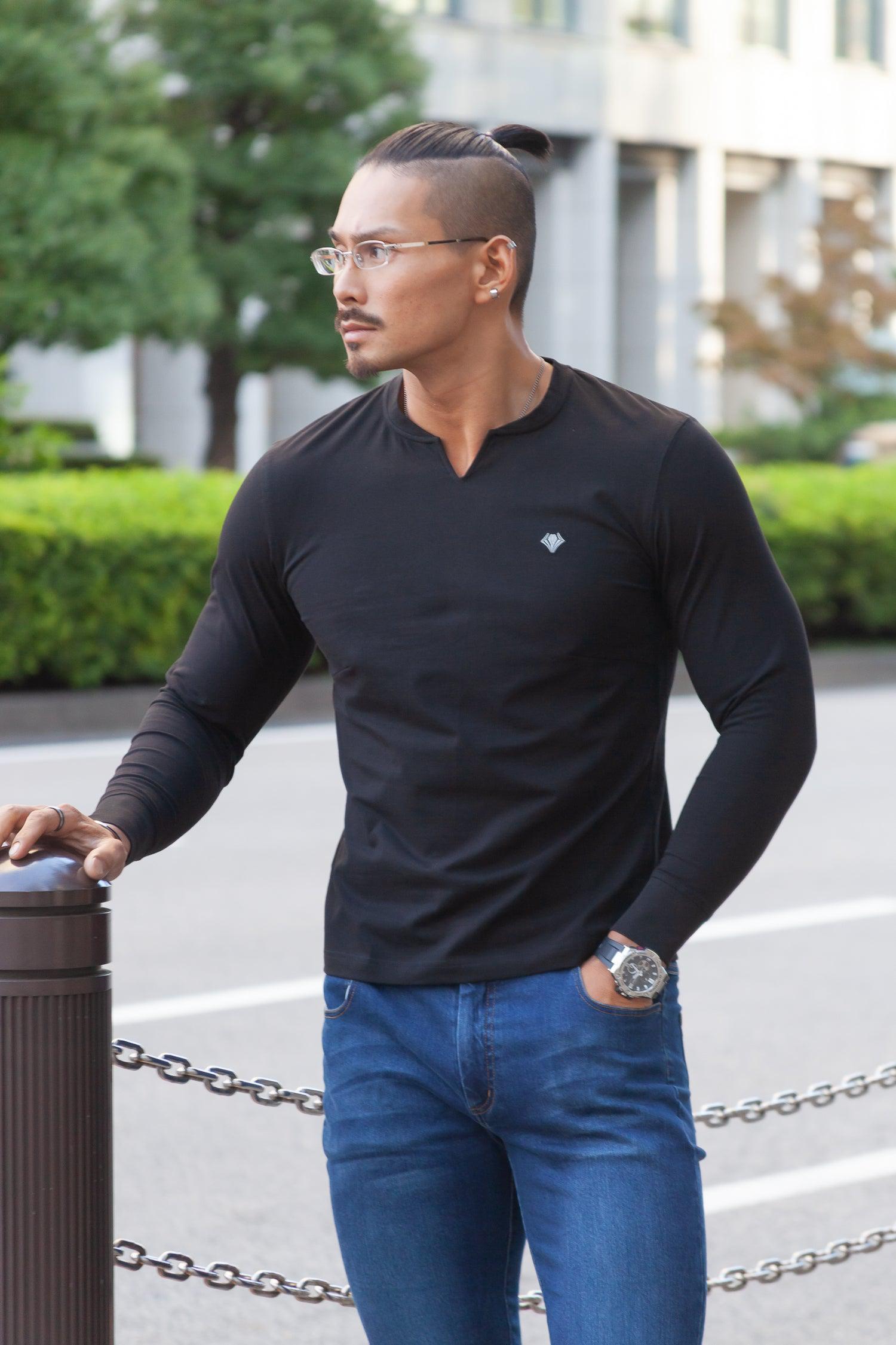 Key Neck Long Sleeve Tee  BLACK