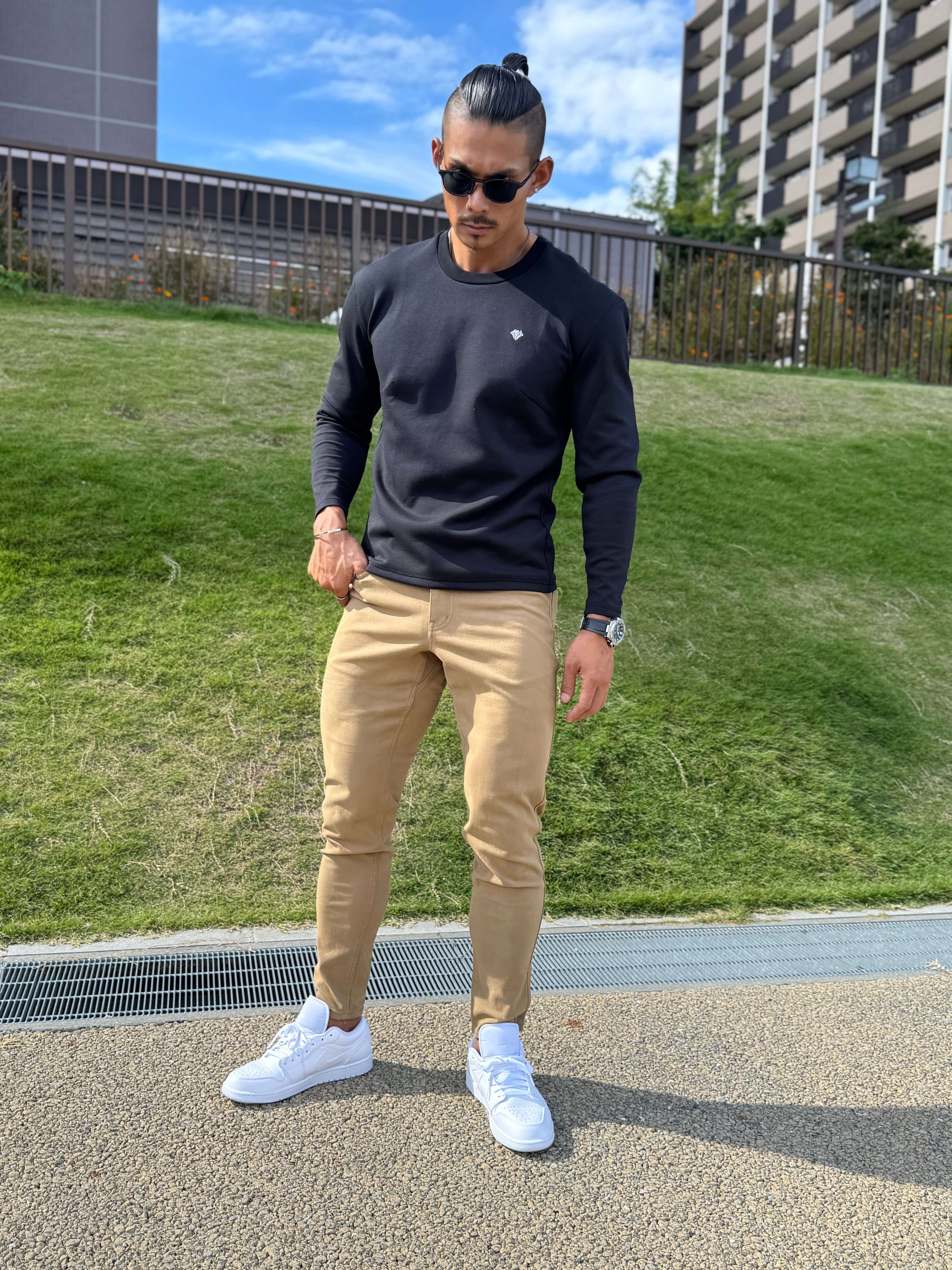 【強靭な脚がカッコ良い】 ハイストレッチスリムパンツ