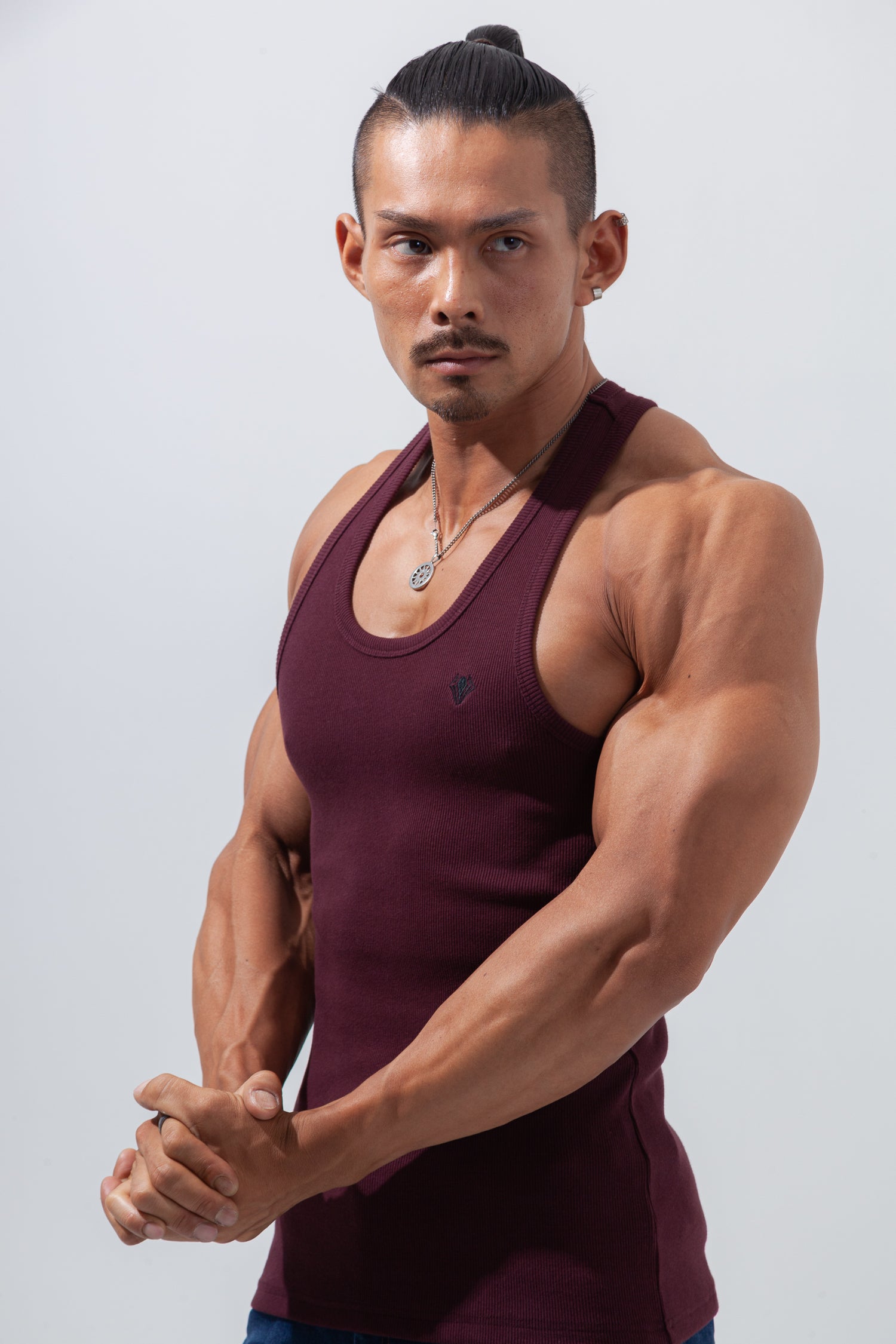 《在庫XL以上のみ》 《サイズ交換不可》 Rib Emblem Y-Tank - BORDEAUX