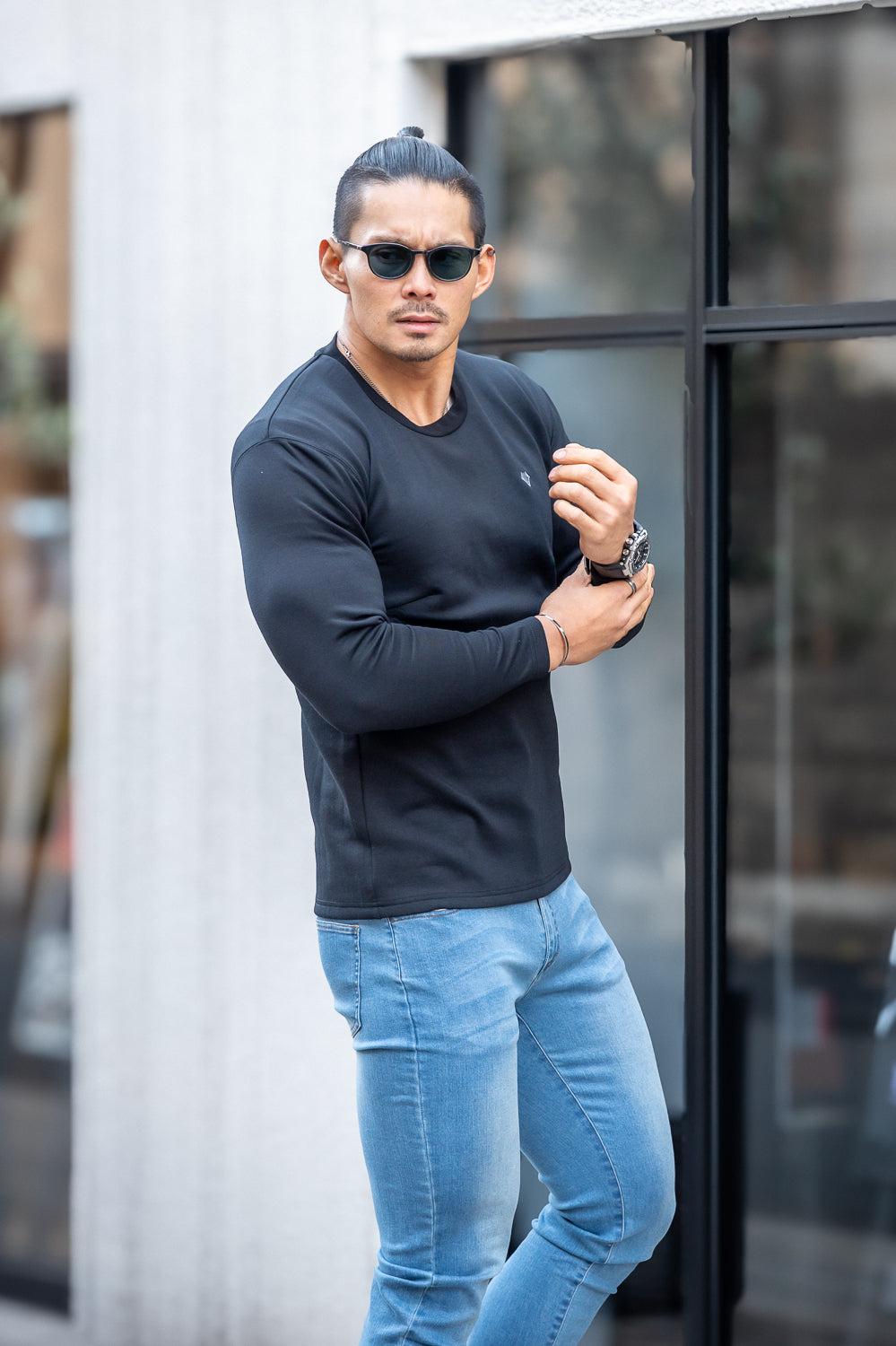 Flex Emblem Long-Sleeve Tee