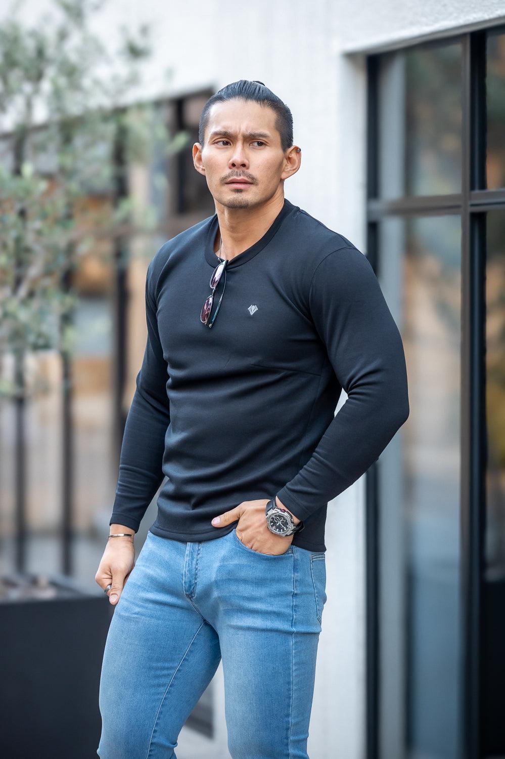 Flex Emblem Long-Sleeve Tee