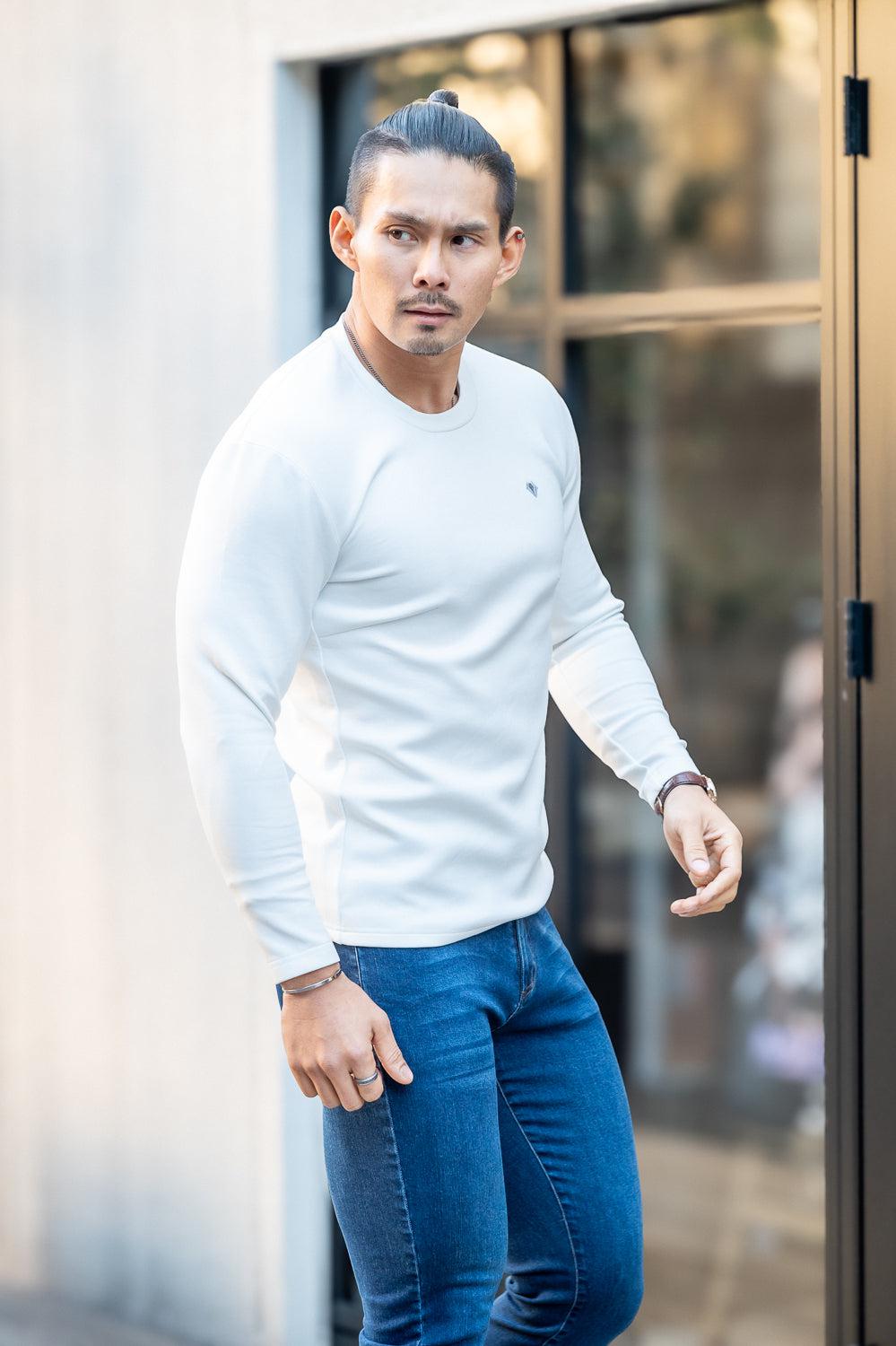 Flex Emblem Long-Sleeve Tee