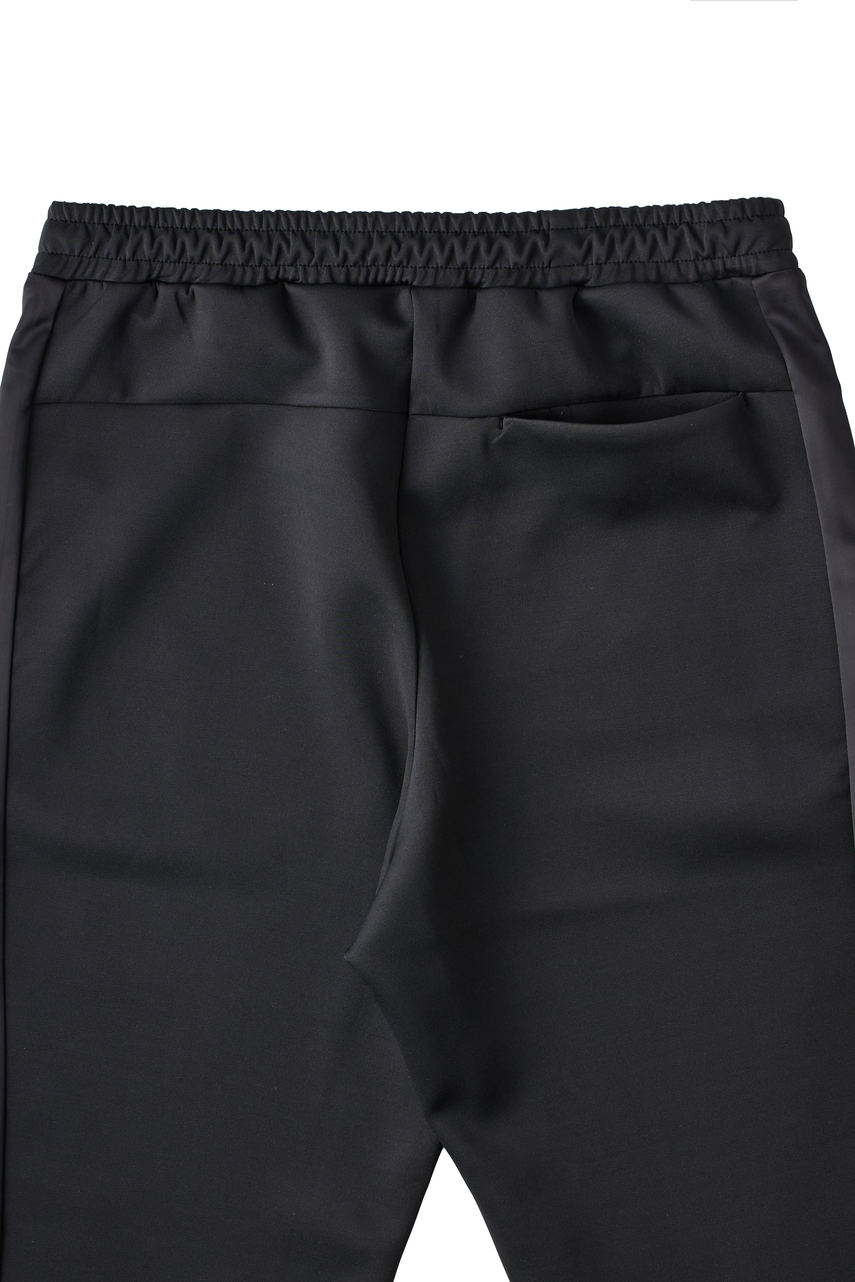 【NEW ARRIVAL】   ブラックライン トラックパンツ