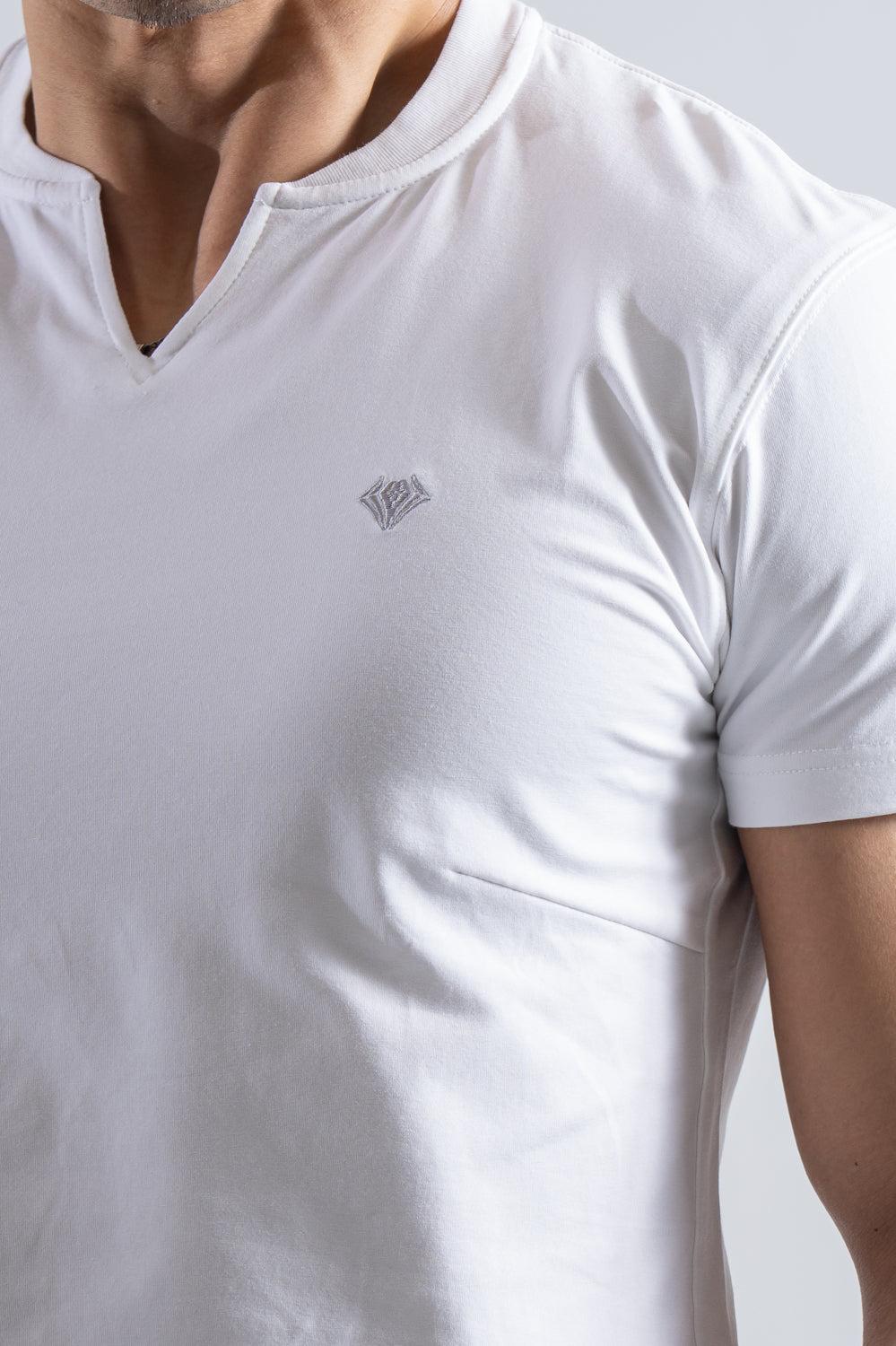 【NEW ARRIVAL】   エッジフォルム   キーネック半袖T