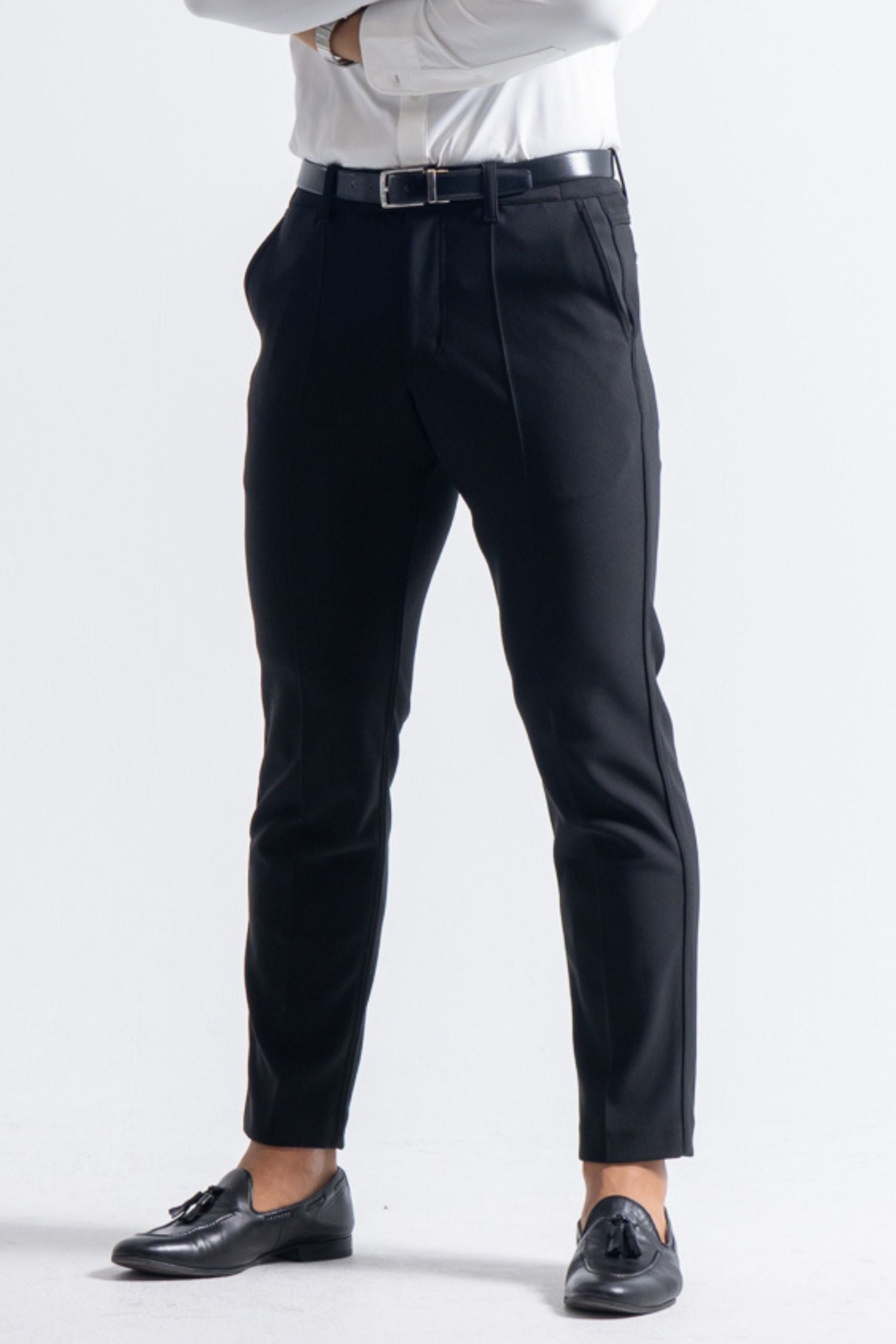 【NEW ARRIVAL】  コンフォート テーパード スラックス