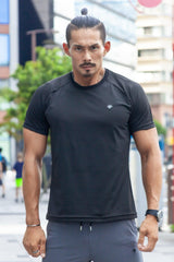 新作クルーネックラグランTシャツ - ブラック