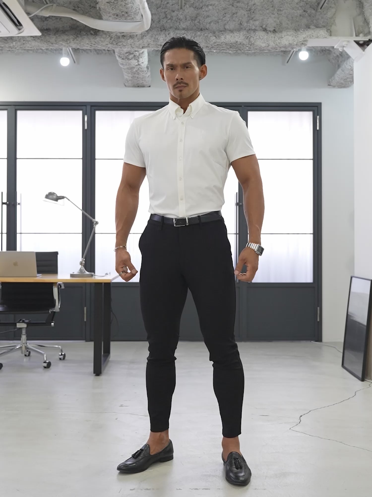185cm 84kg Lサイズ着用(ホワイト)