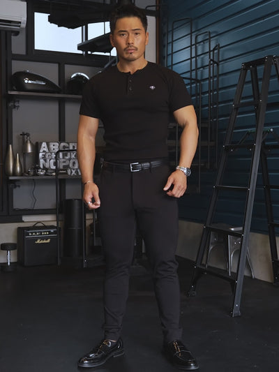 173cm 84kg Lサイズ着用(ブラック)