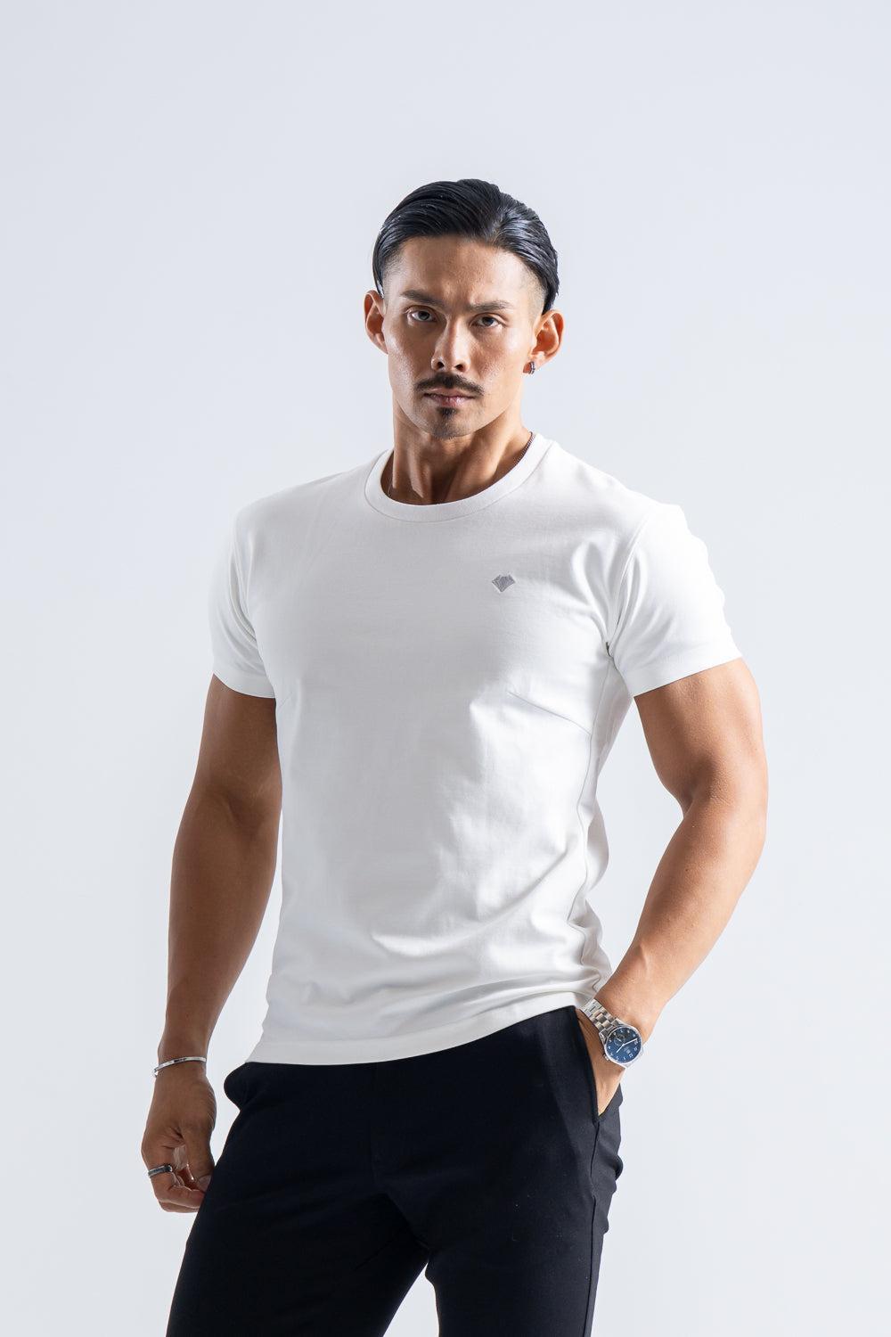 エンブレムTシャツ   - ホワイト